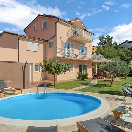 Nice Home In Jadranovo With Outdoor Swimming Pool Exteriör bild